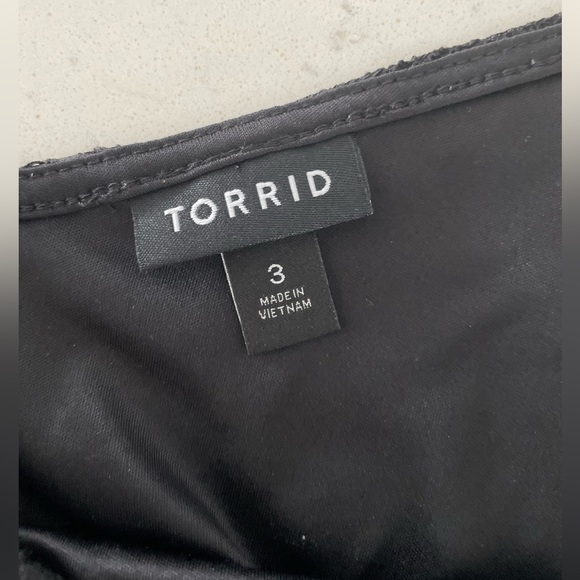 🔴 3 for $15 Torrid Black Lace Spaghetti Strap Tank Top Camisole Size 3 - Picture 7 of 8